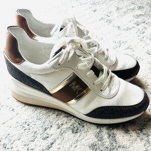 Michael Kors Women’s  Mable Trainer size 10